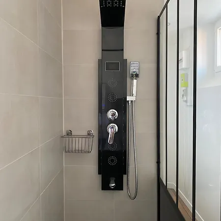 Equipped - Paris, 15th Apartment *